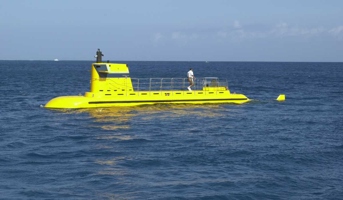 Tour en submarino Sindbad